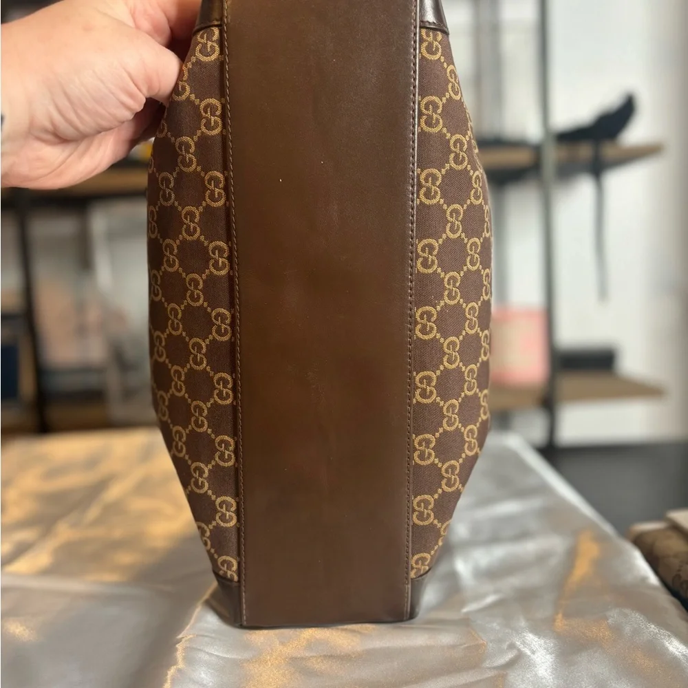 Gucci Tote🤎 - Picture 5 of 8